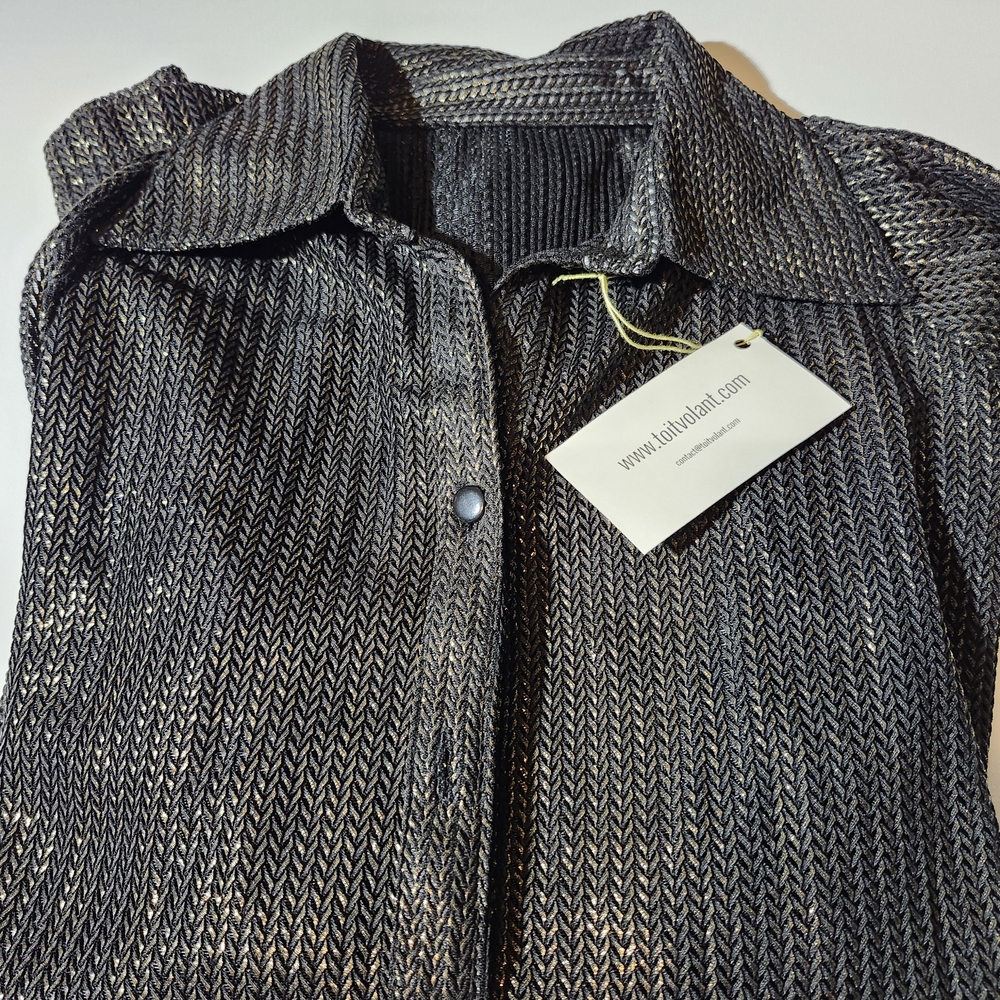 Free Size Black and Gold Toit Volant Shirt